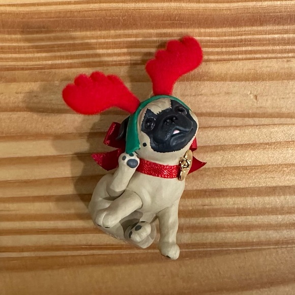 Puppy Love Series #21 Hallmark Keepsake Ornament 2011 - Picture 3 of 7